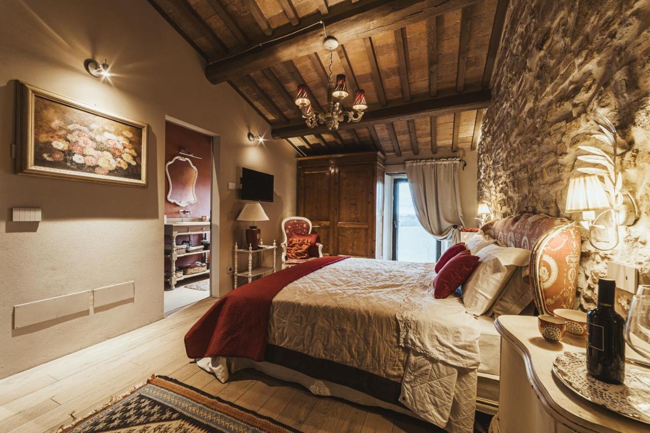Agriturismo Poggio Il Castellare Монтальчино Экстерьер фото