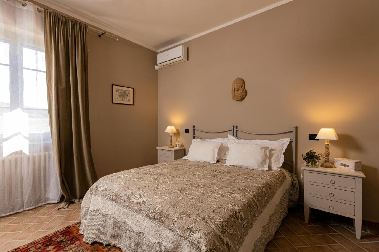 Agriturismo Poggio Il Castellare Монтальчино Экстерьер фото