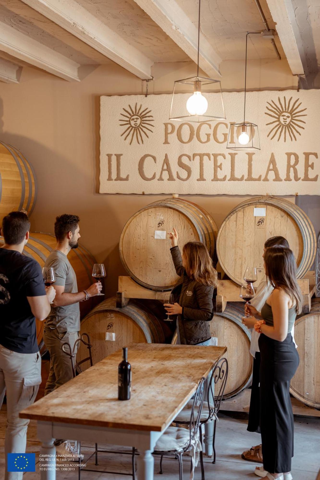 Agriturismo Poggio Il Castellare Монтальчино Экстерьер фото