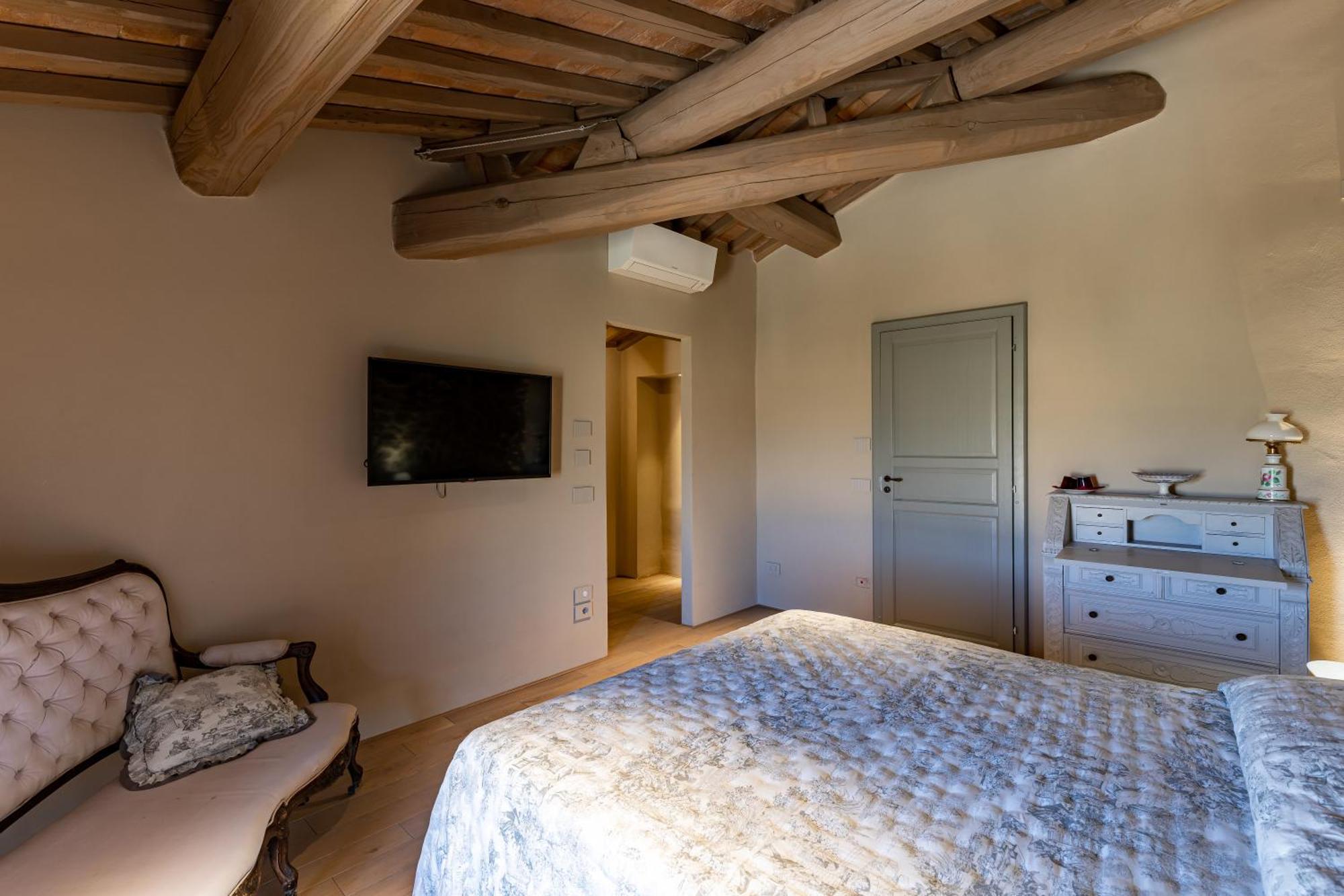 Agriturismo Poggio Il Castellare Монтальчино Экстерьер фото